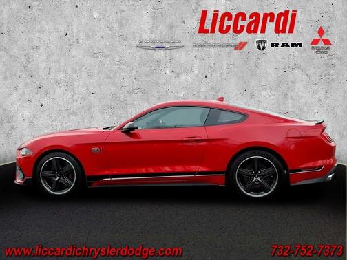 2022 Ford Mustang Mach 1