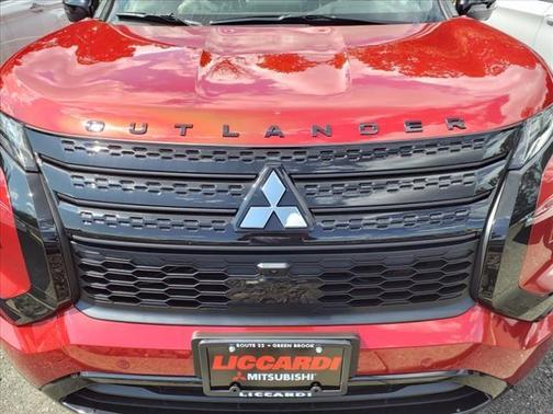2024 Mitsubishi Outlander