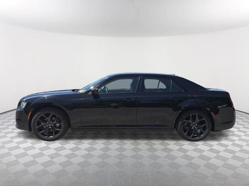 Gloss Black 2022 Chrysler 300 Touring