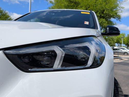 Alpine White 2023 BMW X1 xDrive28i