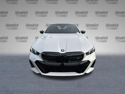 2024 BMW i5 M60