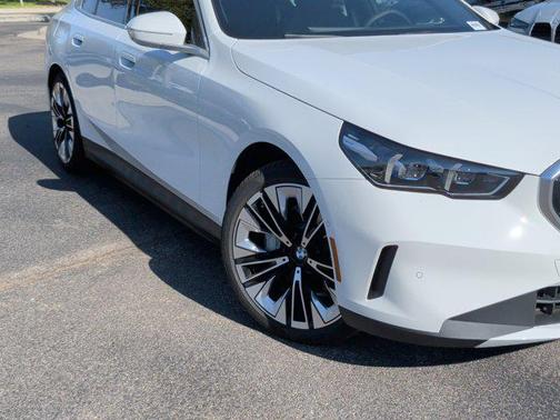 2026 BMW i5 eDrive40