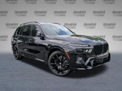 Black Sapphire Metallic 2026 BMW X7 xDrive40i