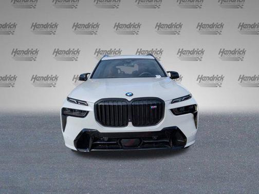 2026 BMW X7 M60i