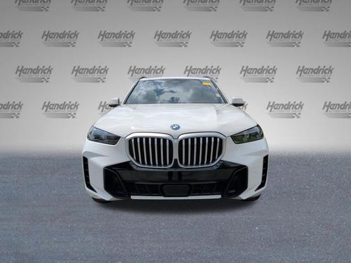 Alpine White 2024 BMW X5 PHEV xDrive50e