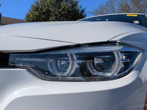 2018 BMW 330e iPerformance