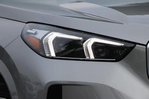 2025 BMW X1 M35i