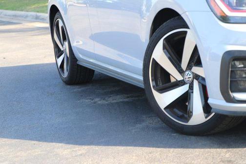 2018 Volkswagen Golf GTI 2.0T S 4-Door