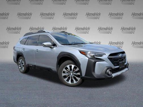 Ice Silver Metallic 2025 Subaru Outback Touring XT