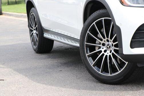 2022 Mercedes-Benz GLC 300 Base