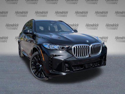 Black Sapphire Metallic 2026 BMW X5 sDrive40i