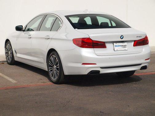 2019 BMW 540 540i