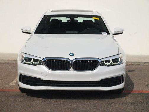 2019 BMW 540 540i