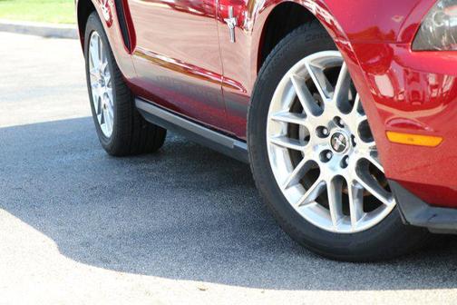 2012 Ford Mustang V6 Premium