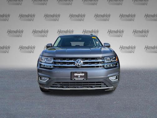 Platinum Gray Metallic 2018 Volkswagen Atlas 3.6L SEL Premium