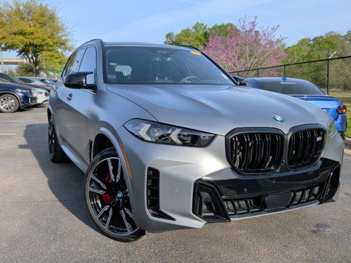 2025 BMW X5 M60i