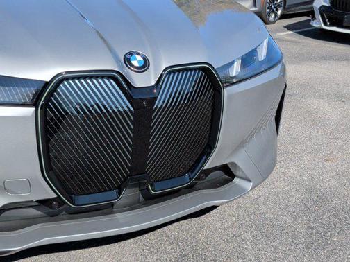 2026 BMW iX xDrive45