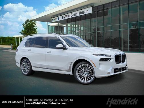 Mineral White Metallic 2027 BMW X7 xDrive40i