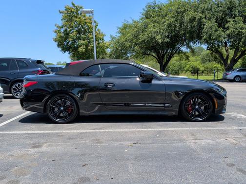 Black Sapphire Metallic 2022 BMW 430 i