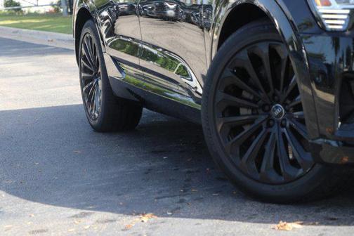 2019 Audi e-tron Premium Plus