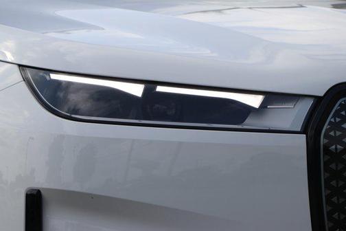 2025 BMW iX xDrive50