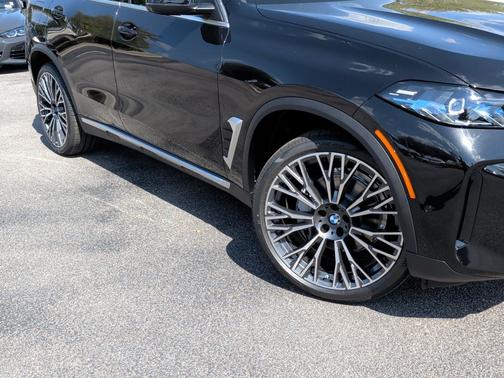 Black Sapphire Metallic 2026 BMW X5 xDrive40i