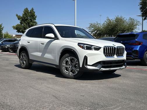 Alpine White 2026 BMW X1 xDrive28i