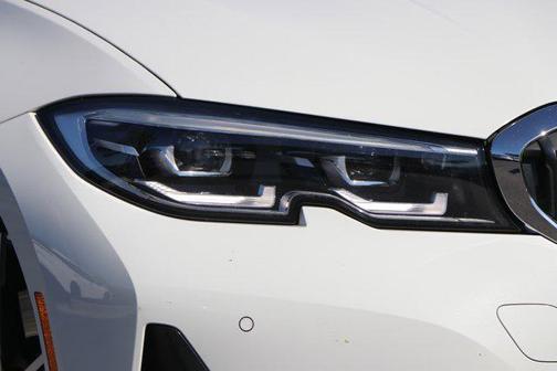 2022 BMW 330 xDrive