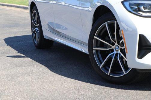 2022 BMW 330 xDrive