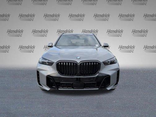 Skyscraper Grey Metallic 2026 BMW X5 xDrive40i