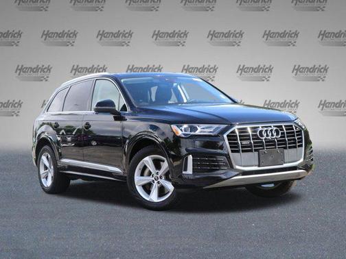 2022 Audi Q7 45 Premium