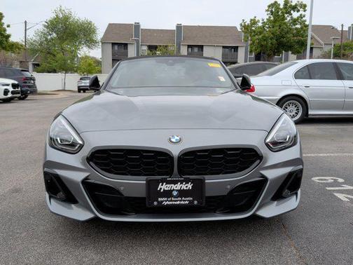 Skyscraper Grey Metallic 2026 BMW Z4 M40i