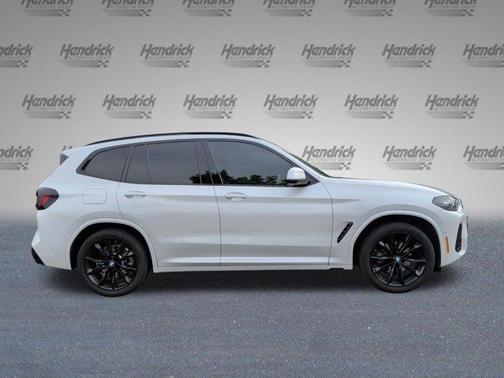 Mineral White Metallic 2024 BMW X3 xDrive30i