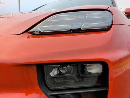 2024 Porsche Macan 4