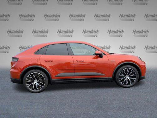 2024 Porsche Macan 4