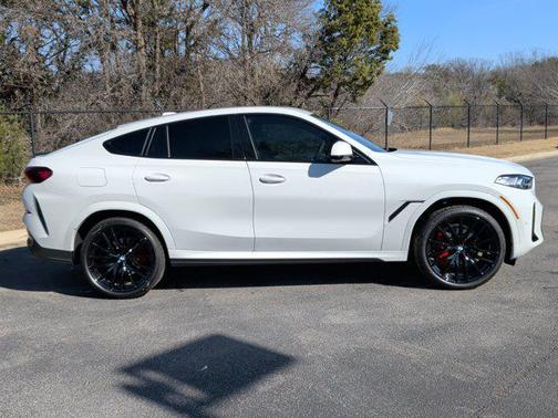 2026 BMW X6 xDrive40i