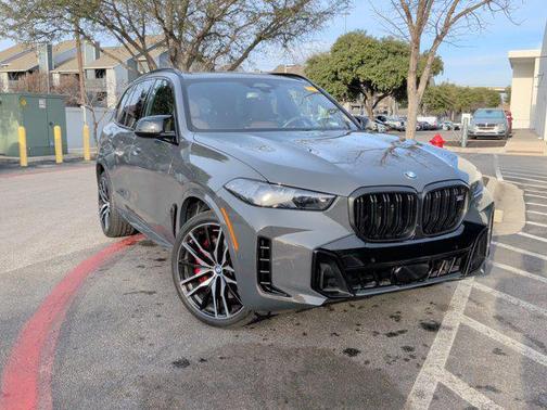 2025 BMW X5 M60i