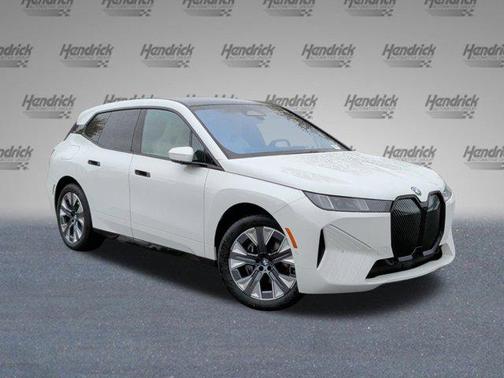 2026 BMW iX xDrive60