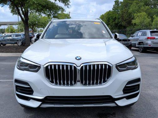 Alpine White 2022 BMW X5 sDrive40i