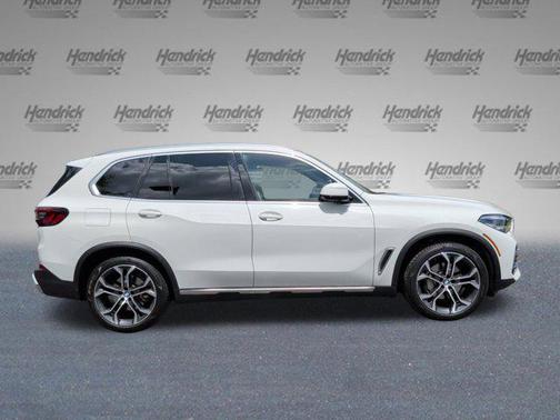 Alpine White 2022 BMW X5 sDrive40i