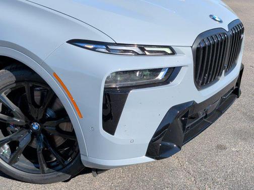 2026 BMW X7 M60i