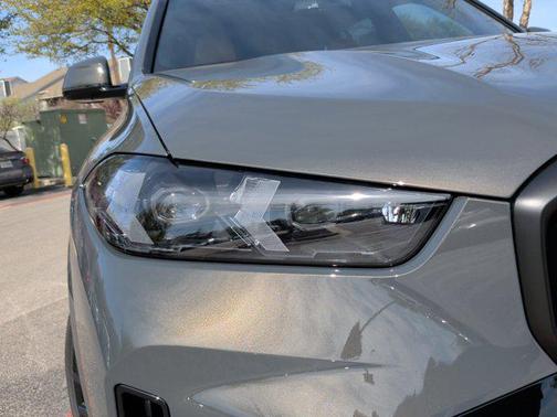 Dravit Grey Metallic 2026 BMW X5 xDrive40i