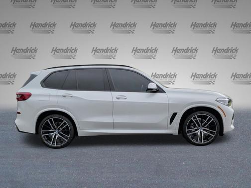 Mineral White Metallic 2020 BMW X5 sDrive40i