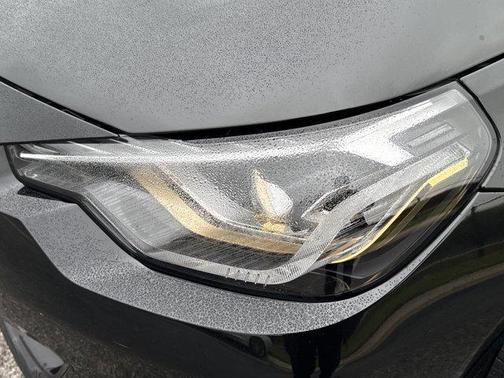 2023 BMW 230 i xDrive