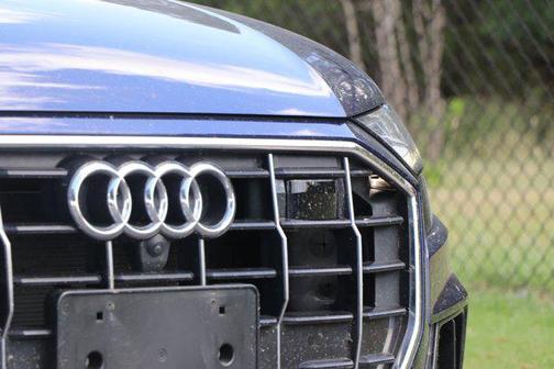 2022 Audi Q8 55 Premium Plus