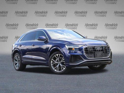 2022 Audi Q8 55 Premium Plus