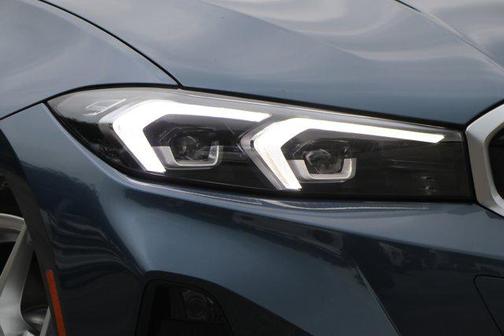 2025 BMW 330 i xDrive