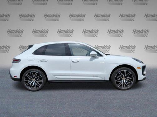 2023 Porsche Macan Macan