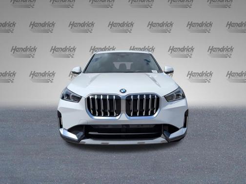 Alpine White 2026 BMW X1 xDrive28i