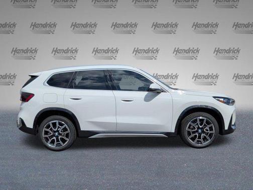 Alpine White 2026 BMW X1 xDrive28i